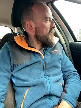 Snapshot of Rimmingtop chatting on 12-18-25, 12:55 Rimmingtop online show from 12-18-25, 12:55