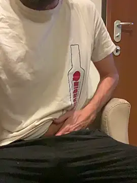 Snapshot of Rimmingtop chatting on 03-01-26, 09:06 Rimmingtop online show from 03-01-26, 09:06