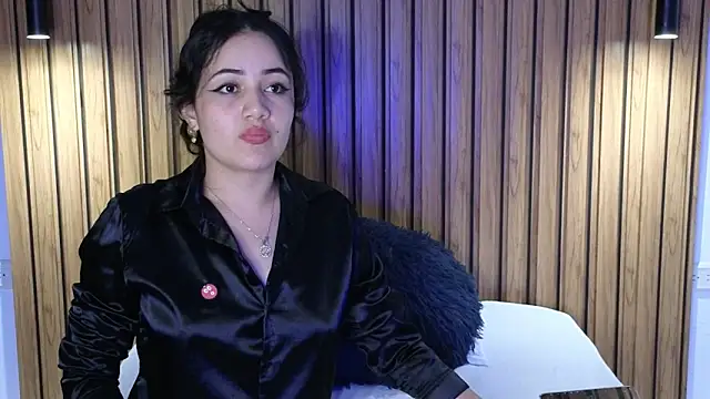 Snapshot of Isa_1207 chatting on 09-16-25, 01:17 Isa 1207 online show from 09-16-25, 01:17