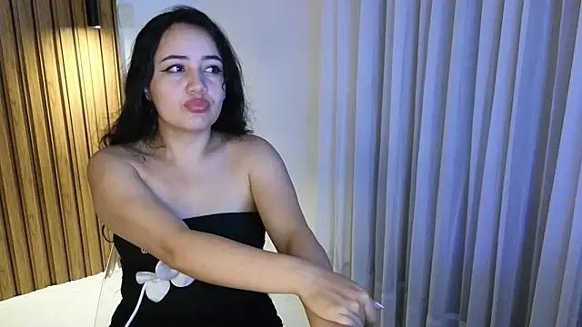 Snapshot of Isa_1207 chatting on 11-20-25, 01:28 Isa 1207 online show from 11-20-25, 01:28