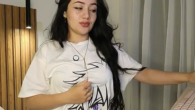 Snapshot of Isa_1207 chatting on 11-28-25, 01:08 Isa 1207 online show from 11-28-25, 01:08