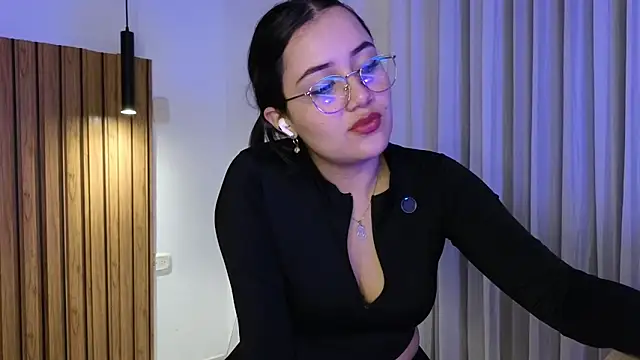 Snapshot of Isa_1207 chatting on 03-06-26, 01:24 Isa 1207 online show from 03-06-26, 01:24