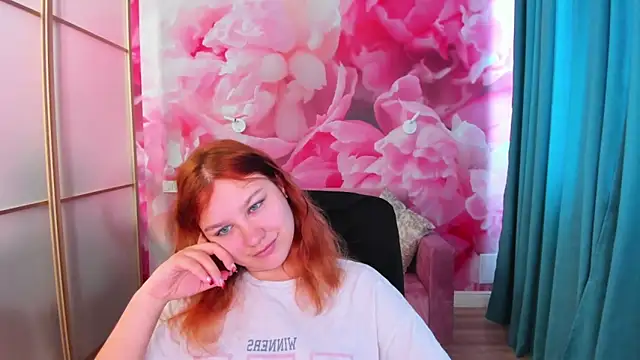 AngelinaLow online show from 06-06-26, 11:26