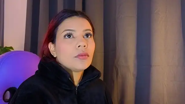 TiffanyWalk online show from 11-26-25, 10:38