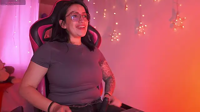 Madison Mayer online show from 02-25-26, 12:59