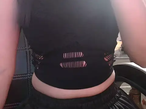 Snapshot of TheMostBeautifullGirl- chatting on 12-16-25, 02:33 TheMostBeautifullGirl- online show from 12-16-25, 02:33