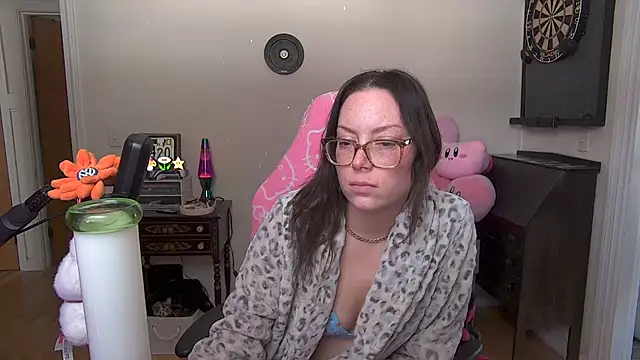 Snapshot of SpaceCowWhore chatting on 02-26-26, 07:02 SpaceCowWhore online show from 02-26-26, 07:02