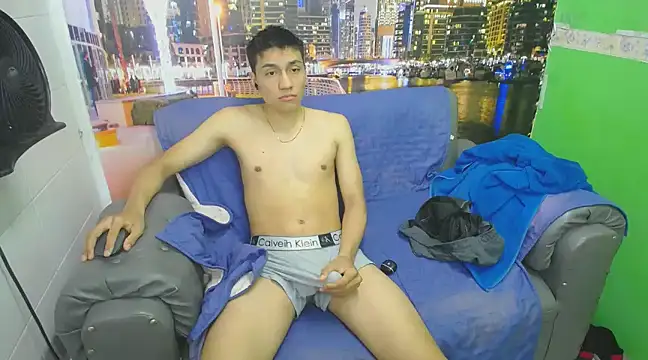 Snapshot of dario_ventura0 chatting on 03-19-25, 01:54 dario ventura0 online show from 03-19-25, 01:54