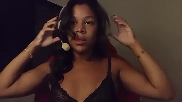 cammydebora online show from 10-02-25, 12:06