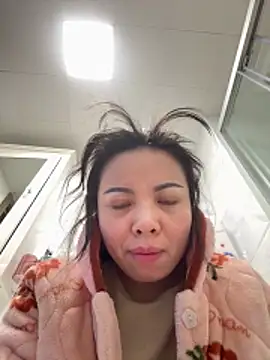 aa520uv online show from 12-14-25, 01:33