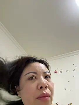 aa520uv online show from 04-27-26, 02:20