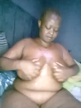 HerPleasure2025 online show from 11-09-25, 06:12