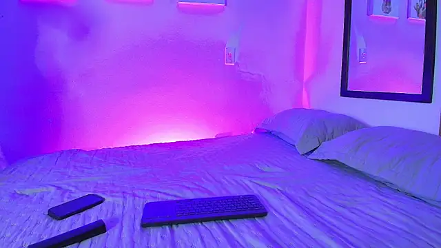 Snapshot of pleasurecompany3 chatting on 01-19-26, 03:54 pleasurecompany3 online show from 01-19-26, 03:54