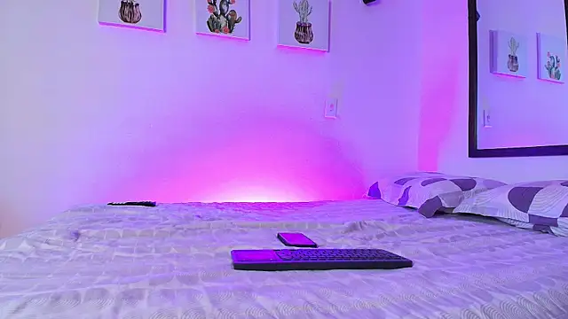 Snapshot of pleasurecompany3 chatting on 03-01-26, 04:58 pleasurecompany3 online show from 03-01-26, 04:58