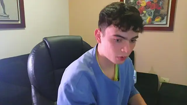 lukeboyce33 online show from 09-25-25, 11:41