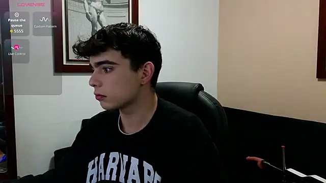 lukeboyce33 online show from 04-10-26, 03:12