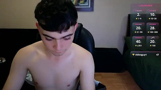 lukeboyce33 online show from 04-13-26, 02:17