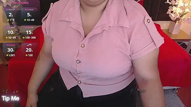 ailyn maury online show from 05-25-26, 01:06
