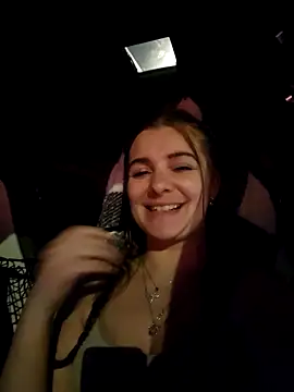 Snapshot of Amesthyst_destiny chatting on 11-13-25, 05:12 Amesthyst destiny online show from 11-13-25, 05:12