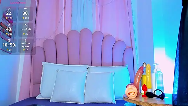 Snapshot of NicoleMadrird chatting on 01-31-26, 07:45 NicoleMadrird online show from 01-31-26, 07:45