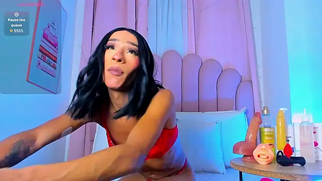 Snapshot of NicoleMadrird chatting on 02-02-26, 07:23 NicoleMadrird online show from 02-02-26, 07:23