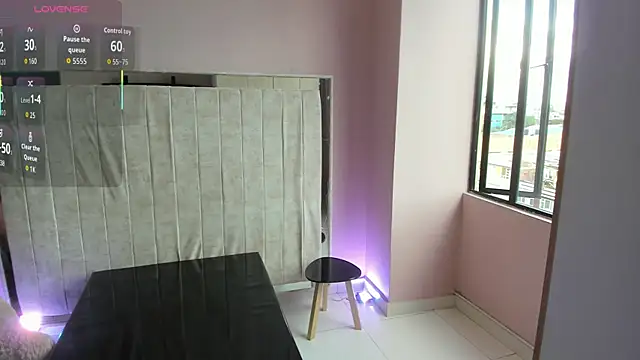 Alice 26  online show from 11-25-25, 09:15