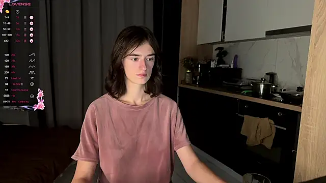 TwinTemptations online show from 09-27-25, 07:08