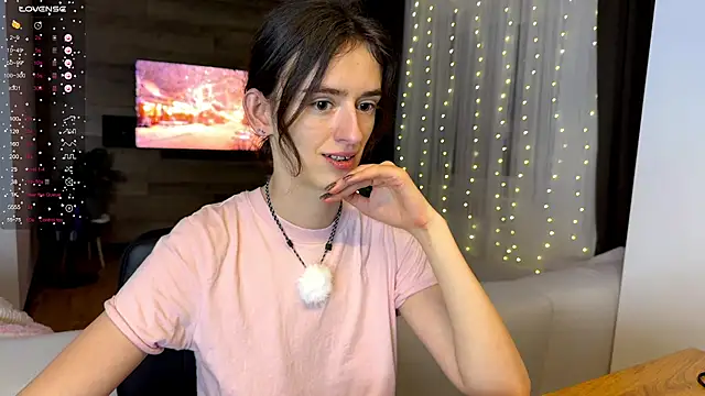 TwinTemptations online show from 12-13-25, 09:31