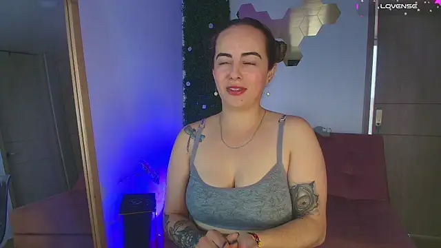 Sairy  online show from 04-28-26, 04:12