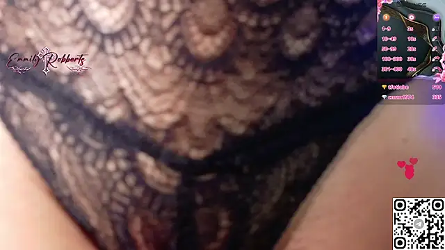 Snapshot of Emmi_Roberts chatting on 06-25-26, 05:12 Emmi Roberts online show from 06-25-26, 05:12