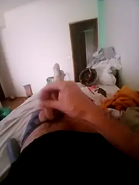 Snapshot of kredazzbigdick chatting on 10-27-25, 10:41 kredazzbigdick online show from 10-27-25, 10:41