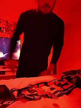 Snapshot of kredazzbigdick chatting on 01-15-26, 08:08 kredazzbigdick online show from 01-15-26, 08:08