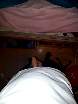 Snapshot of kredazzbigdick chatting on 02-22-26, 07:40 kredazzbigdick online show from 02-22-26, 07:40