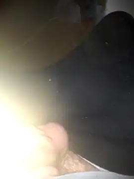 Snapshot of kredazzbigdick chatting on 03-15-26, 06:19 kredazzbigdick online show from 03-15-26, 06:19