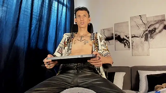Giotrashy online show from 07-21-26, 07:49