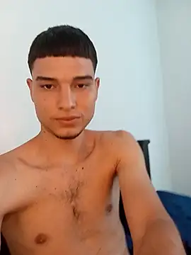 Snapshot of Saul_yei chatting on 01-07-26, 01:46 Saul yei online show from 01-07-26, 01:46