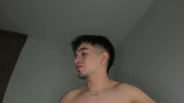 cmzo  online show from 11-04-25, 01:05