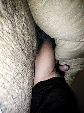 Snapshot of ikeike-kun chatting on 12-14-25, 03:28 ikeike-kun online show from 12-14-25, 03:28