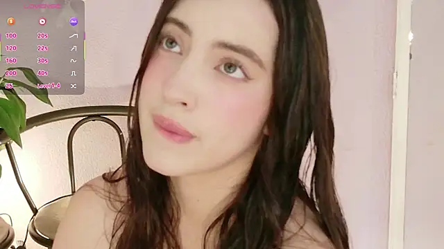 Rebbecawhite meow online show from 05-04-26, 07:54
