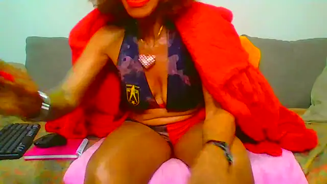 ModelZoee online show from 07-04-26, 06:52