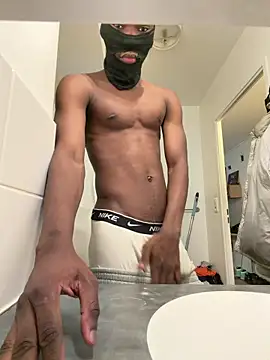 Renoirmonter online show from 04-06-26, 05:41