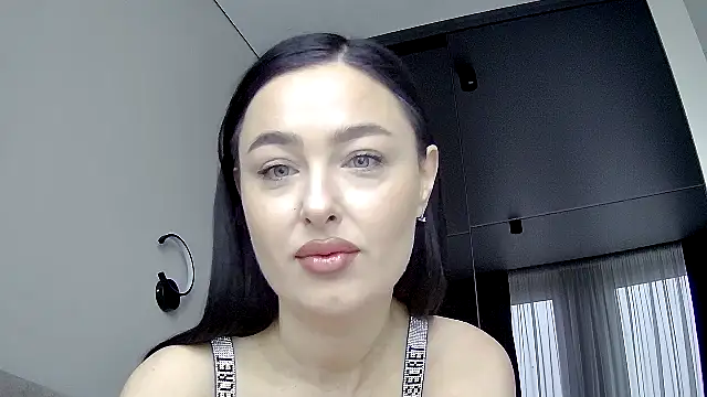 Black swan7777 online show from 02-19-26, 07:37