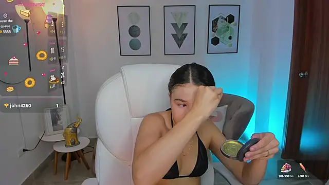 Danaa Rouse online show from 09-24-25, 07:06