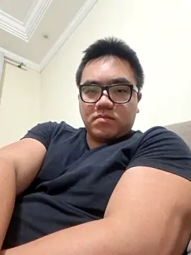 awesometeacher33 online show from 06-12-26, 04:00