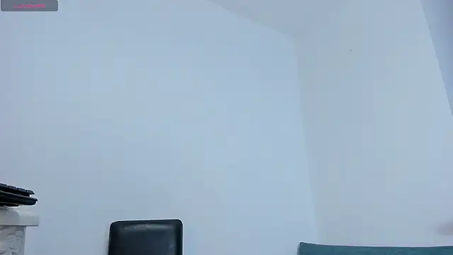 Snapshot of lunastorm_ chatting on 07-23-26, 04:21 lunastorm online show from 07-23-26, 04:21