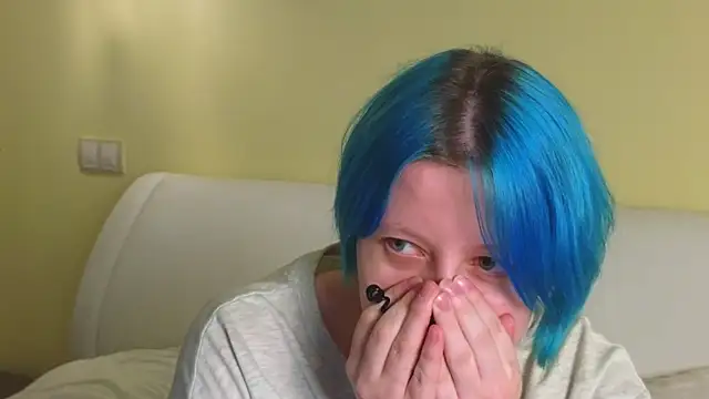 Snapshot of ErlineBeamer chatting on 03-18-25, 10:25 ErlineBeamer online show from 03-18-25, 10:25