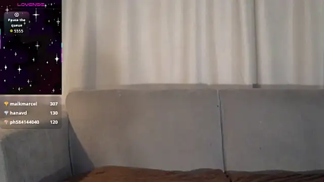 Snapshot of YuliethPetite chatting on 02-05-26, 12:10 YuliethPetite online show from 02-05-26, 12:10