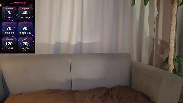 Snapshot of YuliethPetite chatting on 02-09-26, 11:14 YuliethPetite online show from 02-09-26, 11:14