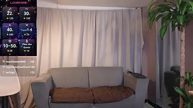 Snapshot of YuliethPetite chatting on 02-10-26, 11:47 YuliethPetite online show from 02-10-26, 11:47