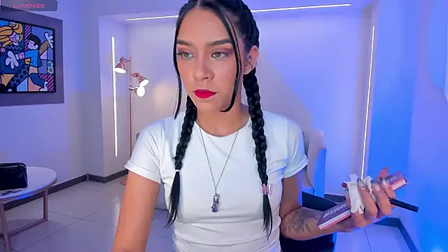 AmaliaCrus online show from 09-28-25, 11:43